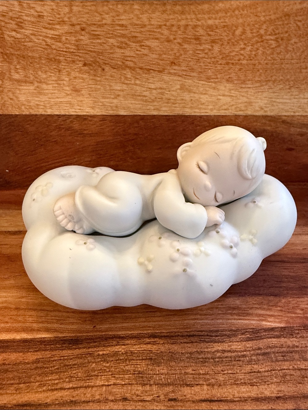 Precious Moments - Safe In The Arms of Jesus - 521922 - PM3